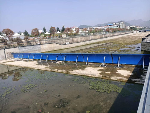 水利自控液控双作用翻板闸门的应用 水利自控液控双作用翻板闸门的应用